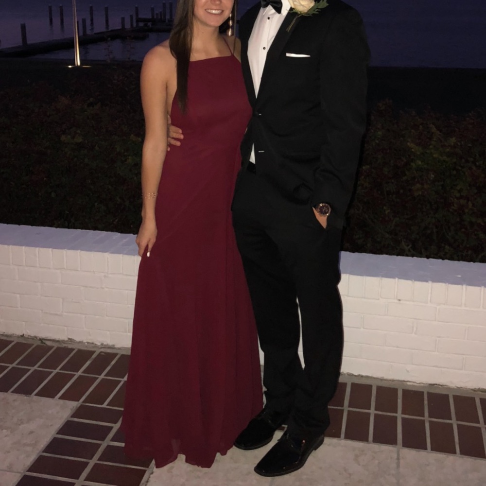 Lulu’s Maroon Highneck Strapless Bridesmaid Dress